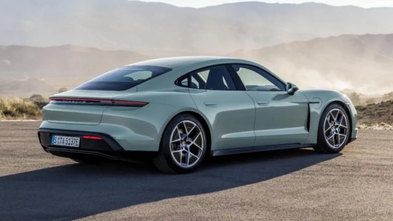 Alman devinde deprem: Porsche 9 bin kişiyi işten çıkarmaya hazırlanıyor