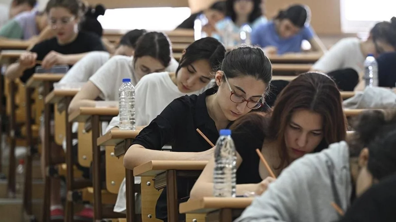 YKS tercih d&ouml;neminde şok rakamlar! Tıp &uuml;cretleri 3,7 milyon TL'ye dayandı