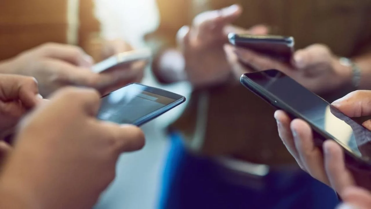Telefonunuzdaki bu uygulamayı hemen silin! Milyonlarca kez indirildi
