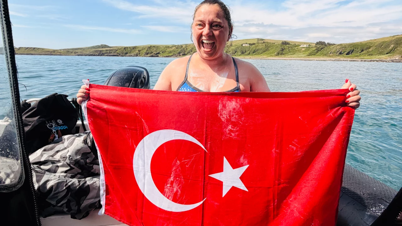 Melisa Uluarslan'dan tarihi başarı! Dünyanın en zorlu parkurlarından birini geçti