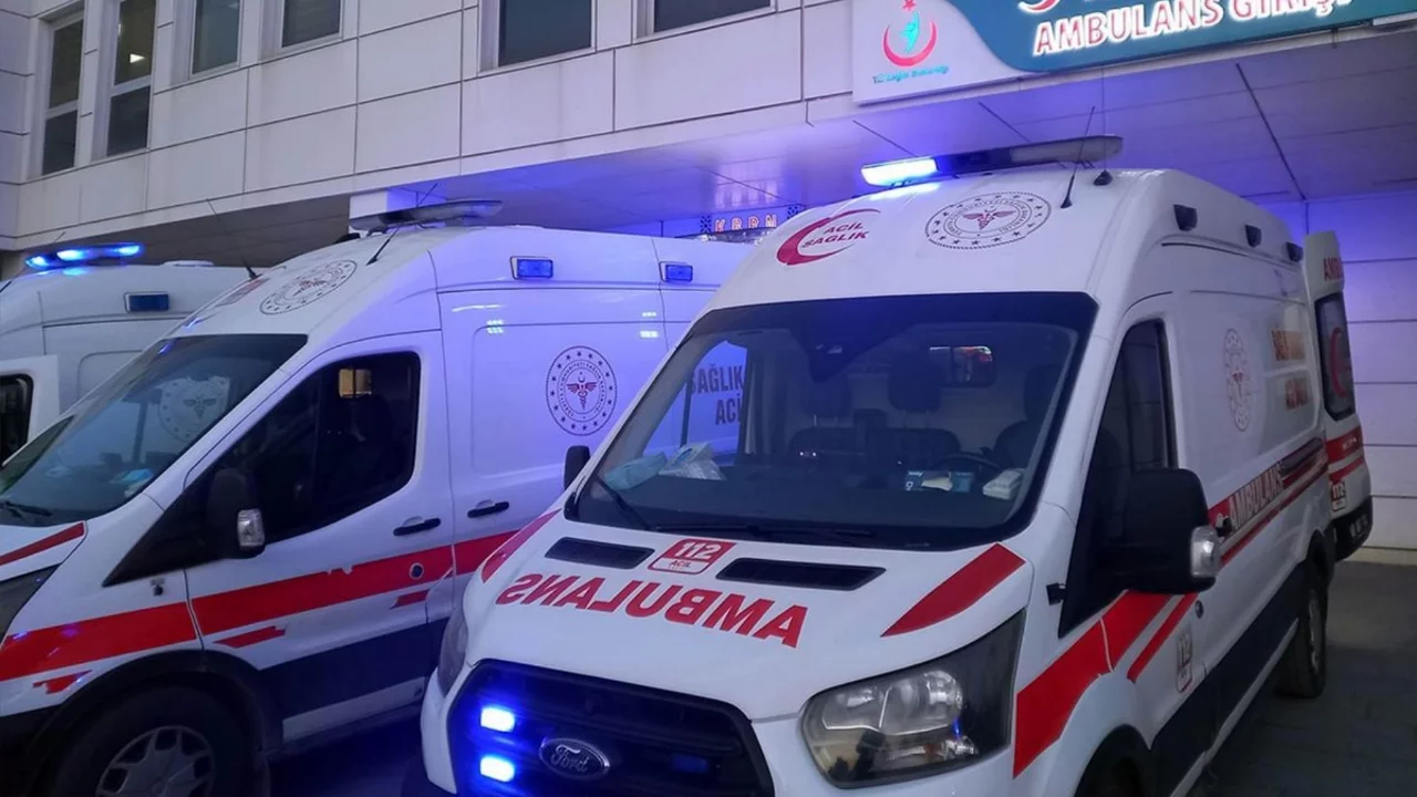 Husumetli aileler kan d&ouml;kt&uuml;! &Ouml;l&uuml;ler ve yaralılar var...
