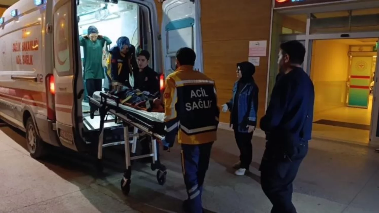 Bursa'da dehşet anları! 5 yaşındaki &ccedil;ocuk 5 metreden d&uuml;şt&uuml;