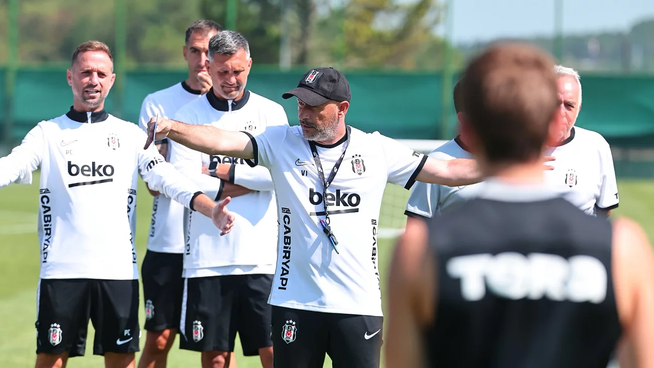 Beşiktaş, Midtjylland ma&ccedil;ı hazırlıklarını s&uuml;rd&uuml;rd&uuml;