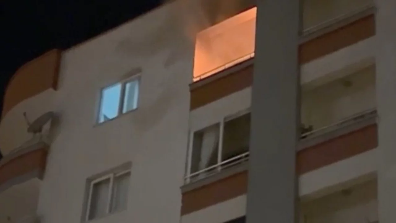 Mersin'de balkon faciası! Yemek pişirilirken tüp patladı, mahalle alarm verdi