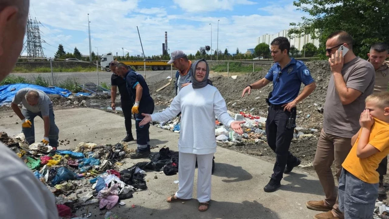 Yanlışlıkla çöpe atılan çantadan servet çıktı! 