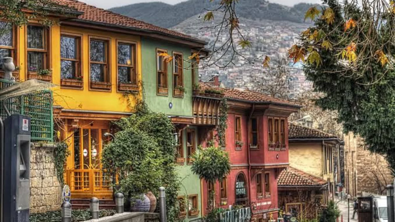 Bursa'nın Kaybolan Mahallesi ve Eski Rum K&ouml;ylerinin Bilinmeyen Hikayeleri