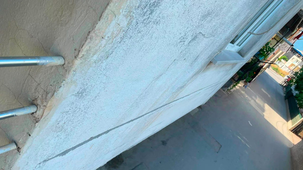 Bursa'da mahalle sakinleri can g&uuml;venliğinden endişeli! 'Deprem oldu sandık'