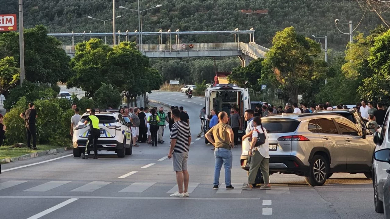 Bursa'da bir anda &ccedil;ığlıklar y&uuml;kseldi! &Ccedil;ocuk kanlar i&ccedil;inde kaldı...