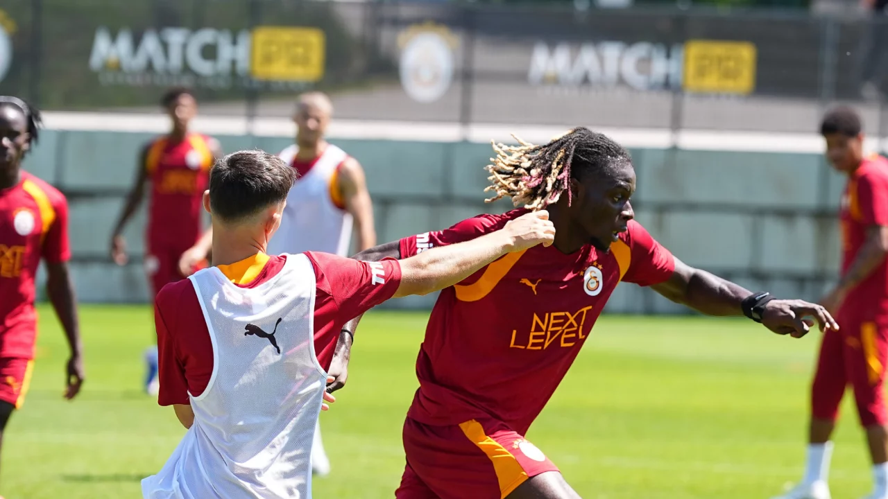 Galatasaray'da yeni sezon hazırlıkları devam ediyor