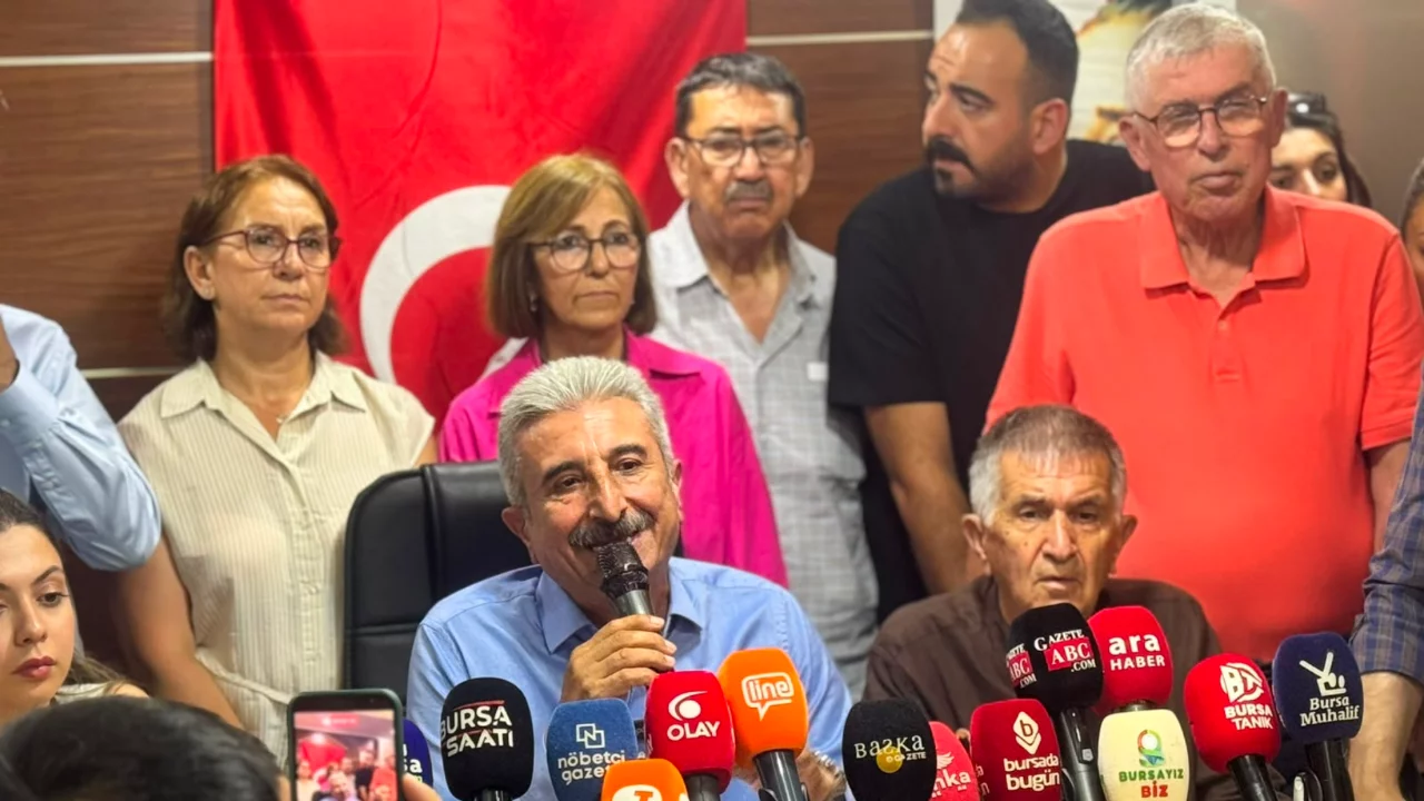 Bursa'da YENİ Parti hareketi başladı!