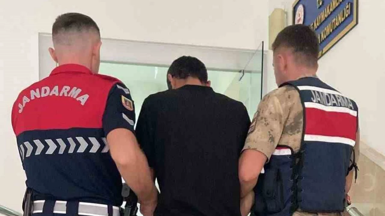 Şanlıurfa'da dolandırıcılıktan aranan h&uuml;k&uuml;ml&uuml; yakalandı