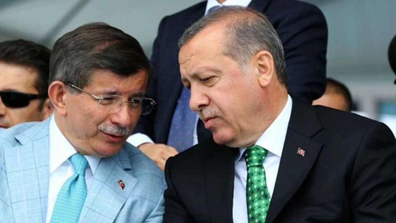 Davutoğlu'ndan Cumhurbaşkanı Erdoğan hassasiyeti! "Karşısında olmam"