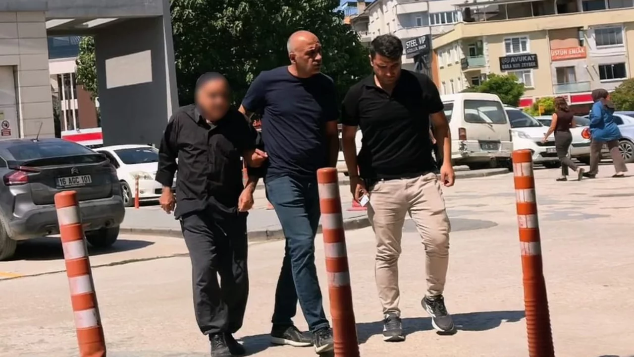 73 yaşındaki firari h&uuml;k&uuml;ml&uuml; Bursa'da yakalandı