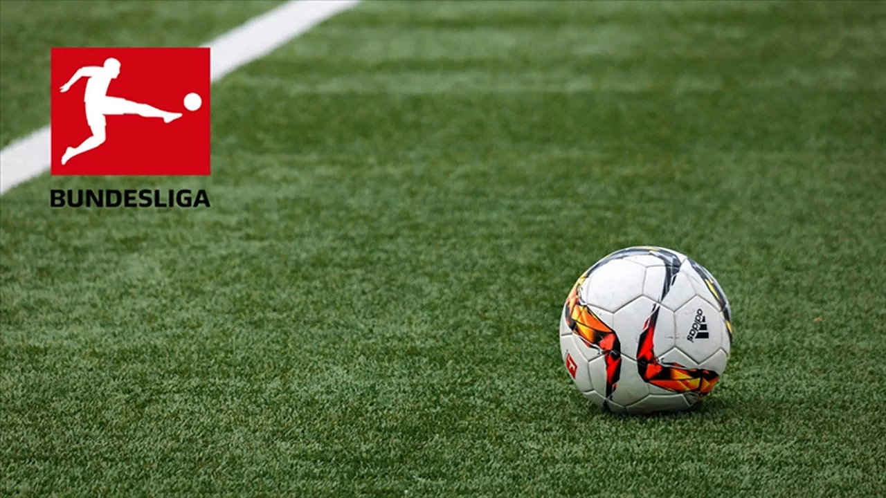 Bundesliga'da tarihi sezon! Bilet satışlarında t&uuml;m zamanların rekoru kırıldı