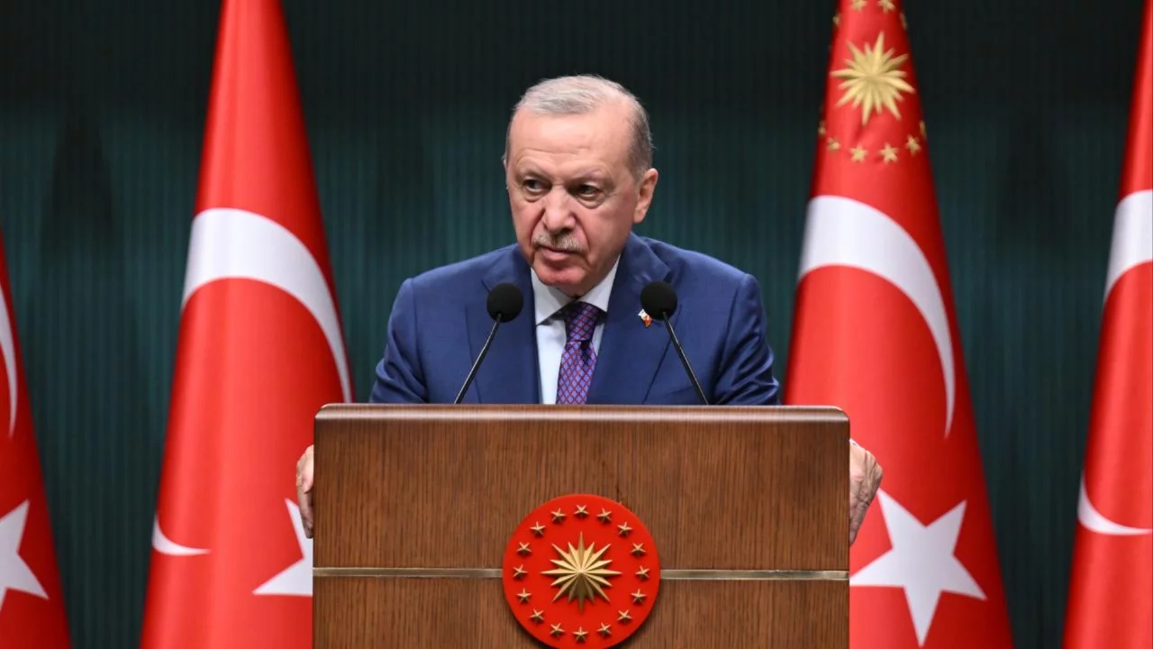 Cumhurbaşkanı Erdoğan'dan L&uuml;bnan mesajı: "İsrail insanlık su&ccedil;u işliyor"