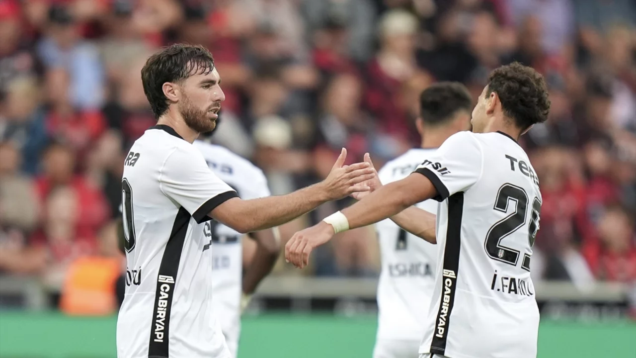Beşiktaş Avrupa'da hata yapmadı! Siyah-beyazlılar turu ge&ccedil;ip rakibini beklemeye aldı