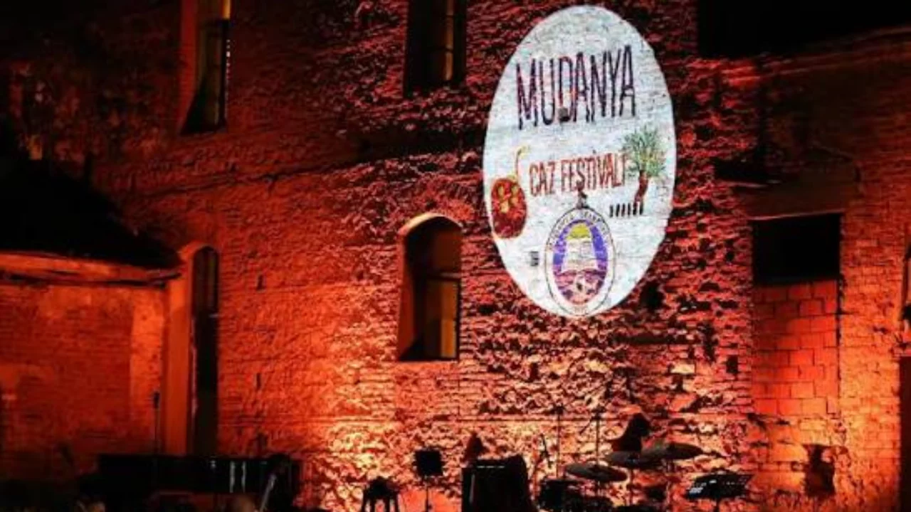 Mudanya Caz Festivali iptal edildi: M&uuml;tareke Meydanı'nda dev &uuml;cretsiz konser m&uuml;jdesi!