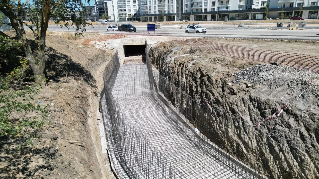 B&uuml;y&uuml;kşehir'den Nil&uuml;fer'de altyapı seferberliği