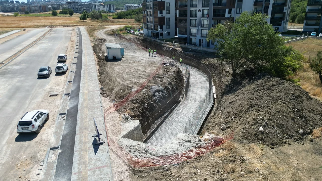 Bursa'da taşkın sorununa neşter! 4 kilometrelik hat yapılıyor
