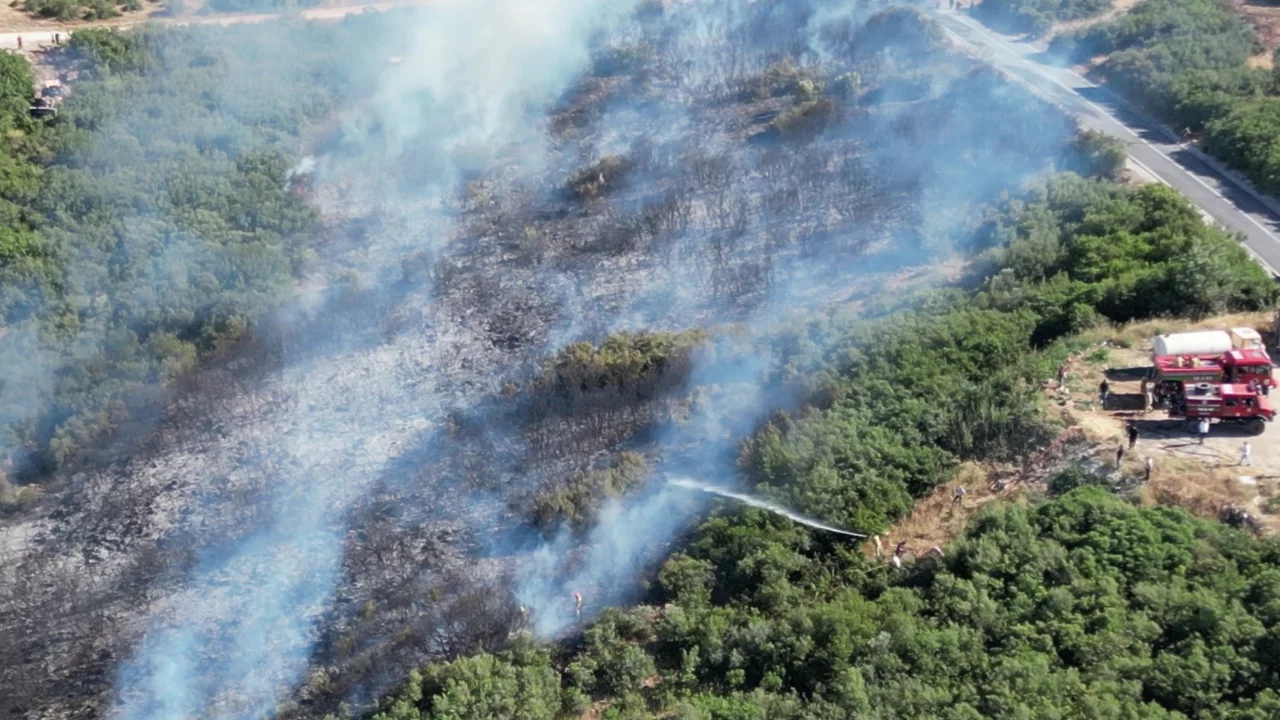 Bursa'da yanan b&ouml;lge havadan g&ouml;r&uuml;nt&uuml;lendi!&nbsp;