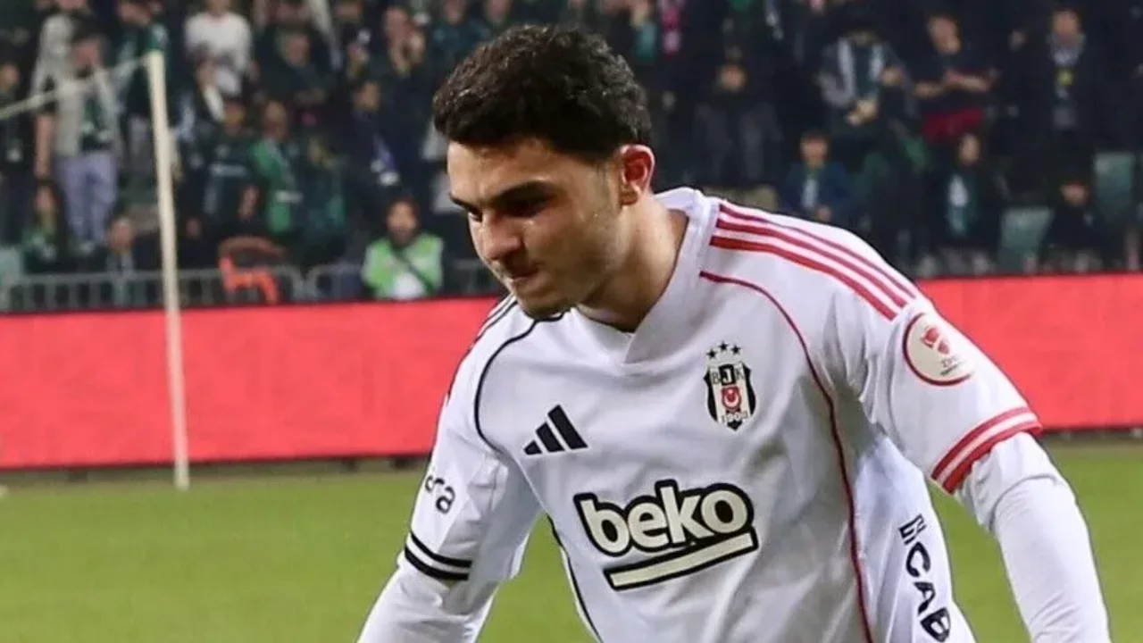 Beşiktaş'tan genç yıldız için dikkat çeken karar! 