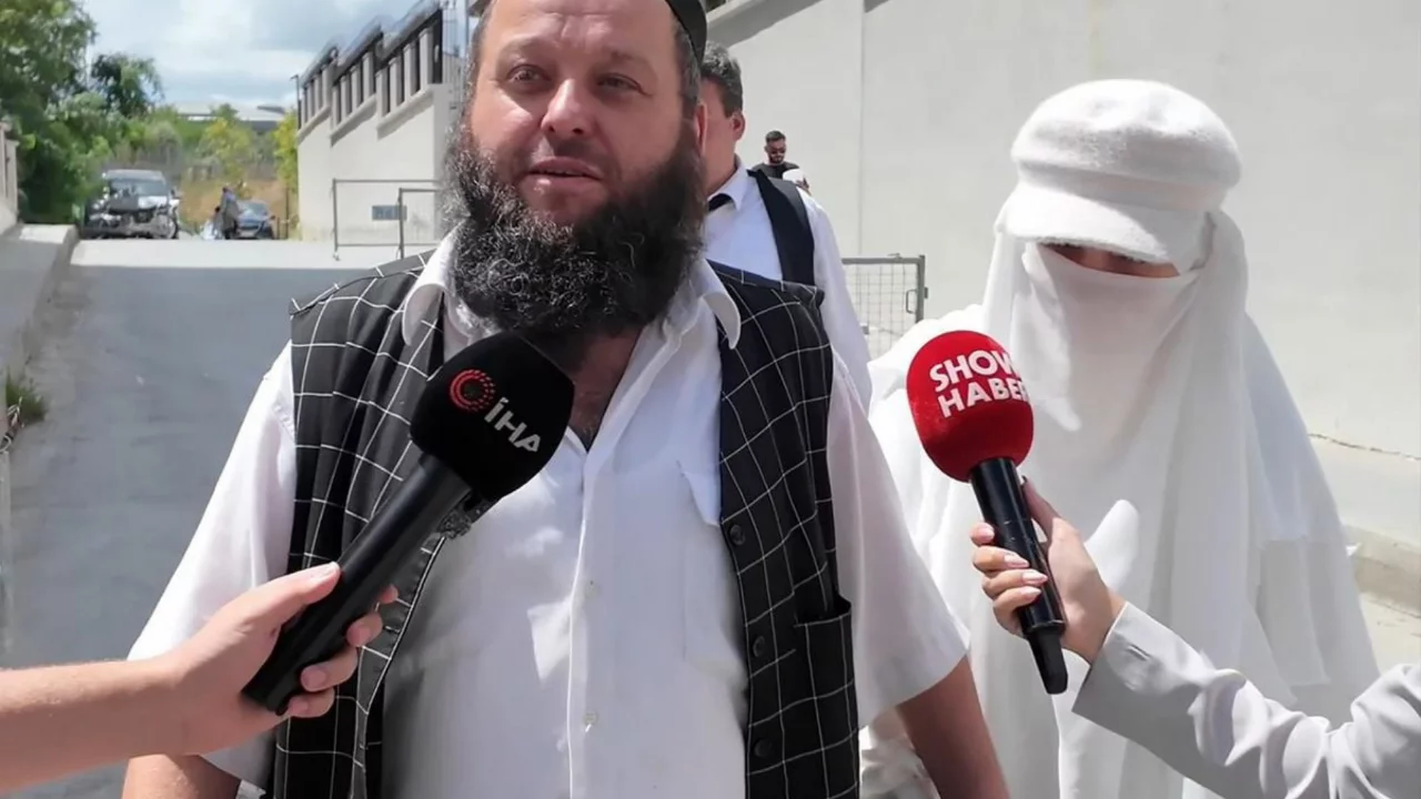 Nikah salonunda ortalık karıştı! Polis eşliğinde evlendiler...