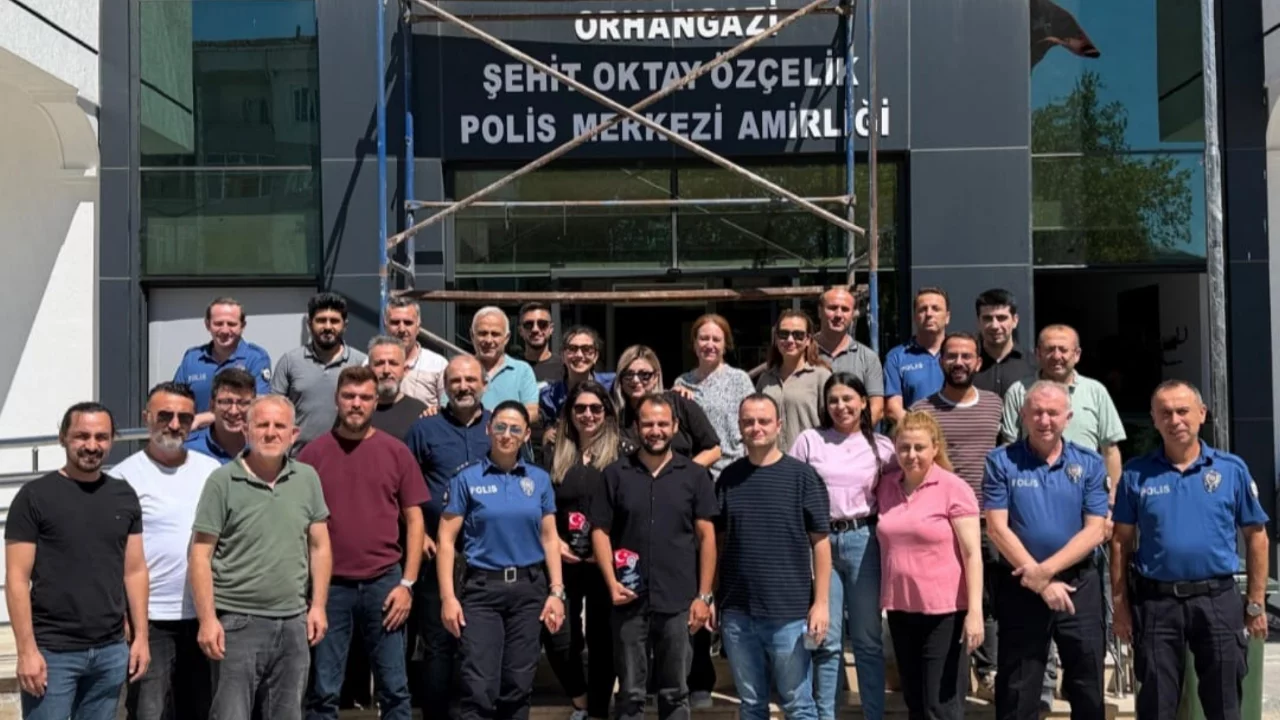 Orhangazi Emniyeti'nin sevilen başkomiseri Hakkari'ye uğurlandı!