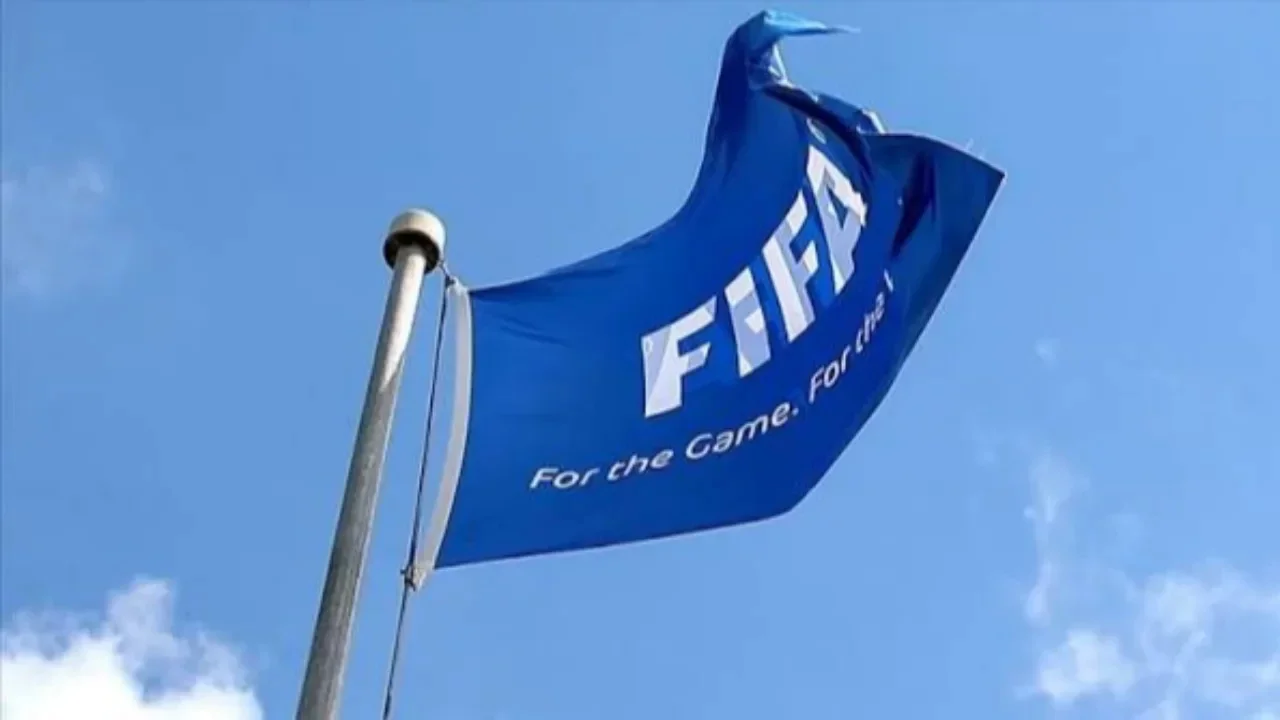 FIFA geri adım attı! Tartışma yaratan yatırım projesi rafa kaldırıldı