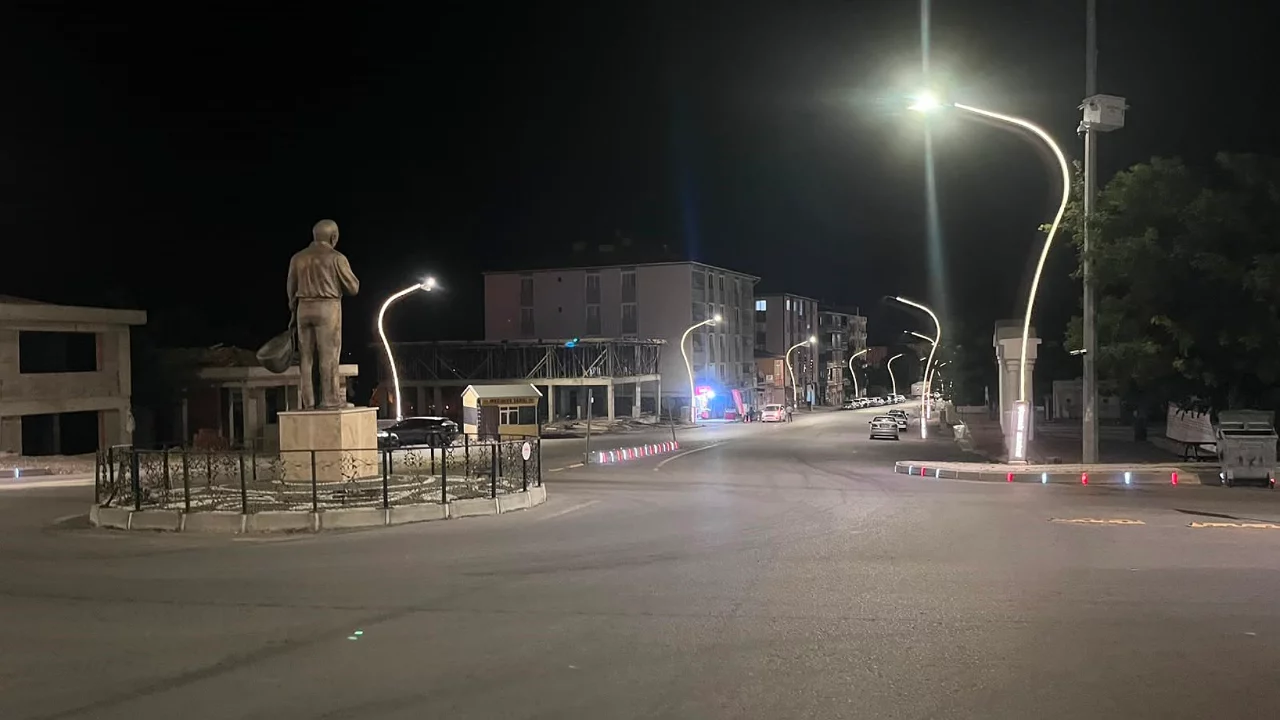 Kırşehir'de 3.4 b&uuml;y&uuml;kl&uuml;ğ&uuml;nde deprem