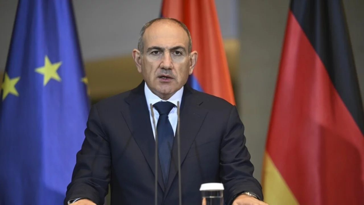 Ermenistan Başbakanı Paşinyan istifa etti