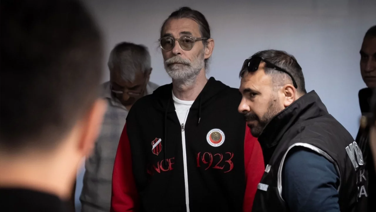 Gözaltındaki Erdal Beşikçioğlu ile ilgili gelişme!