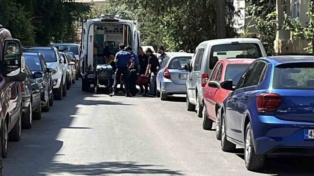 Aidat tartışması kanlı bitti, y&ouml;netici bı&ccedil;aklandı!