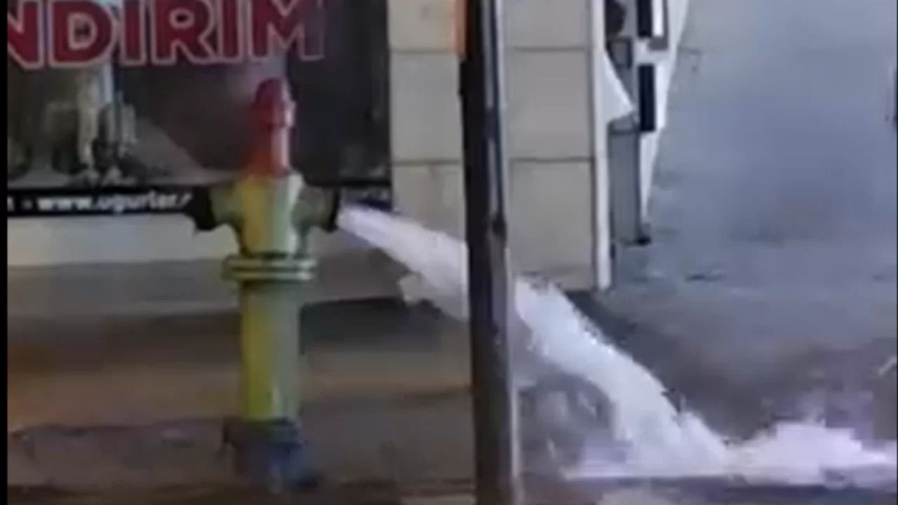 Bursa'nın g&ouml;beğinde akılalmaz sorumsuzluk! Yangın vanasını a&ccedil;ıp kayıplara karıştılar