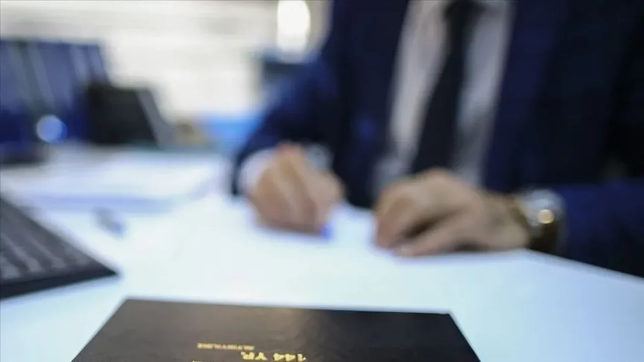 GİB'den 860 kişilik personel alımı: Bursa'ya ayrılan kadro a&ccedil;ıklandı