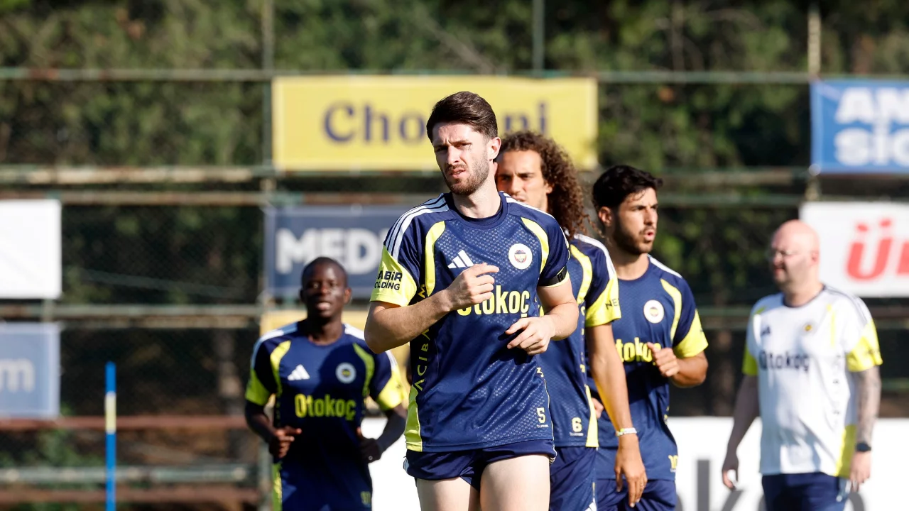 Fenerbahçe, Sturm Graz maçı öncesi hazırlıklarını sürdürüyor!