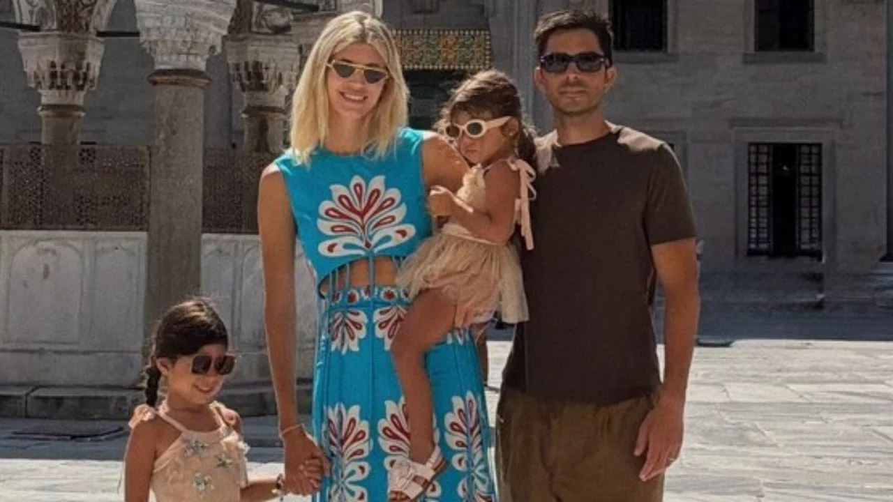 Dünyaca ünlü model Devon Windsor'dan İstanbul sürprizi!...