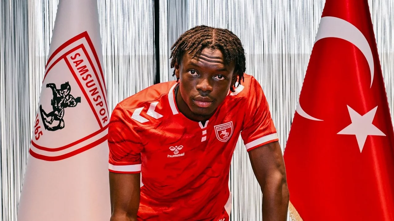 Samsunspor'dan orta sahaya gen&ccedil; takviye