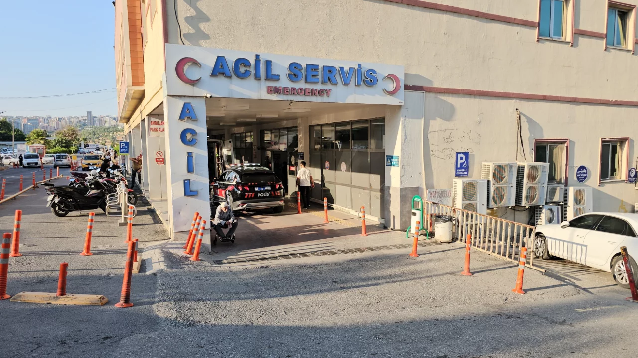 Kardeşler arasında mal paylaşımı kavgası! &Ccedil;ok sayıda yaralı var...