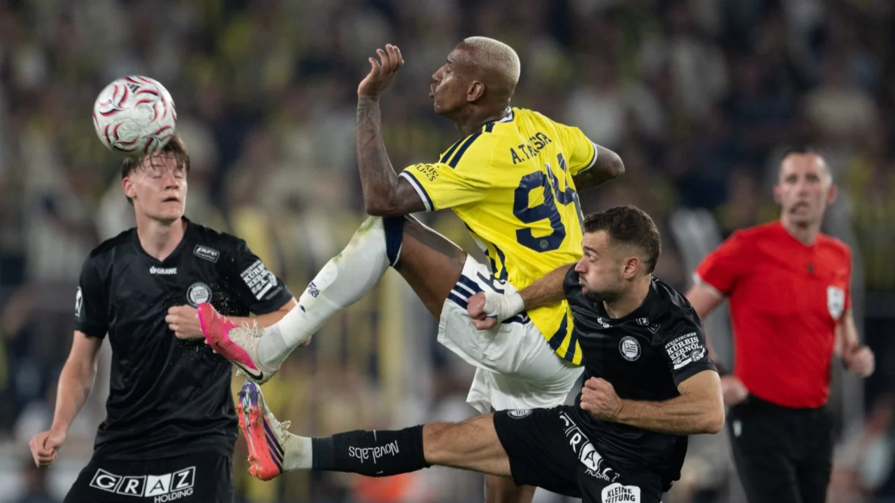 Fenerbah&ccedil;e'de 'Sakın ha' dedirten 2 yıldız: Rıdvan Dilmen ma&ccedil; sonu isim verdi