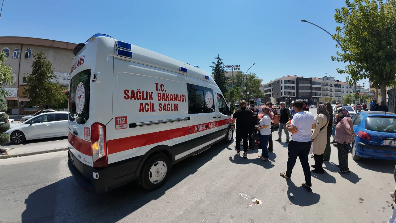 Dondurma aldı, birkaç saniye sonra kaza geçirdi