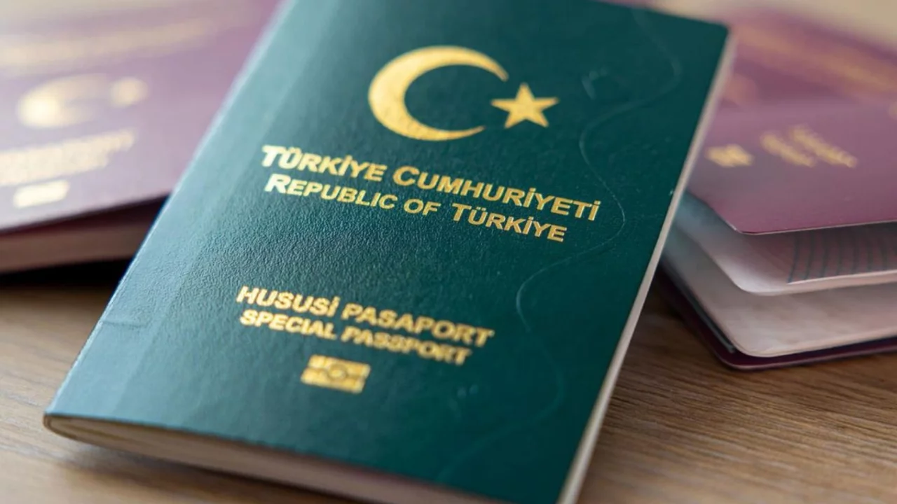 Resmi Gazete'de yayımlandı! Yeşil pasaportla ilgili kritik karar...
