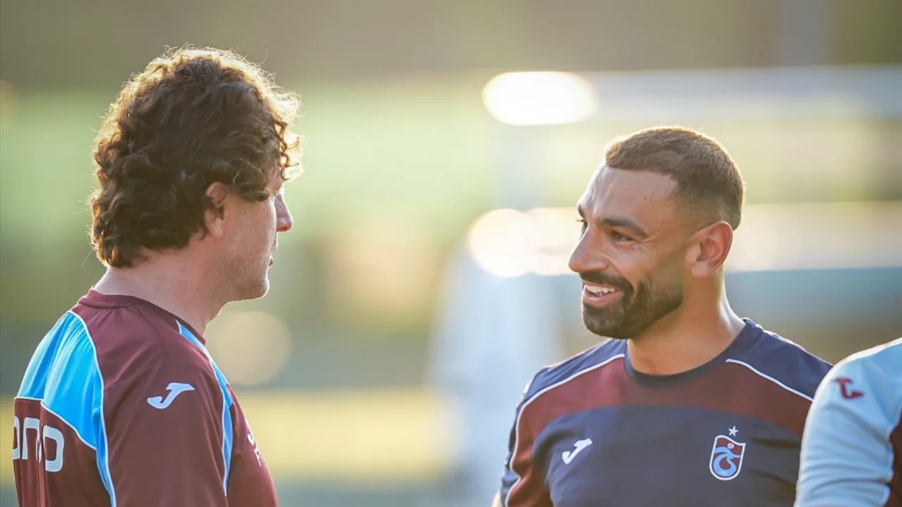 Trabzonspor'da Muhammed Salah d&ouml;nemi başladı! İlk antrenmandan dikkat &ccedil;eken kareler