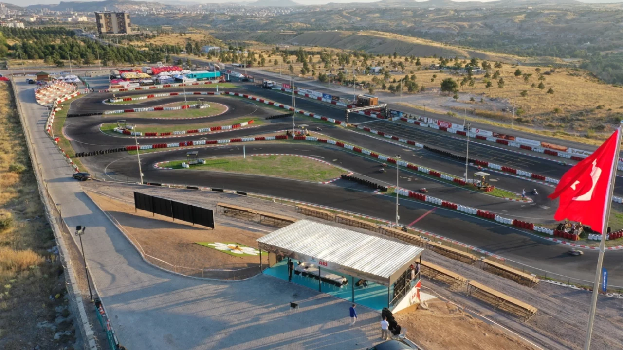 Kapadokya'da karting heyecanı başlıyor! Şampiyonluk yarışı Nevşehir'de nefes kesecek