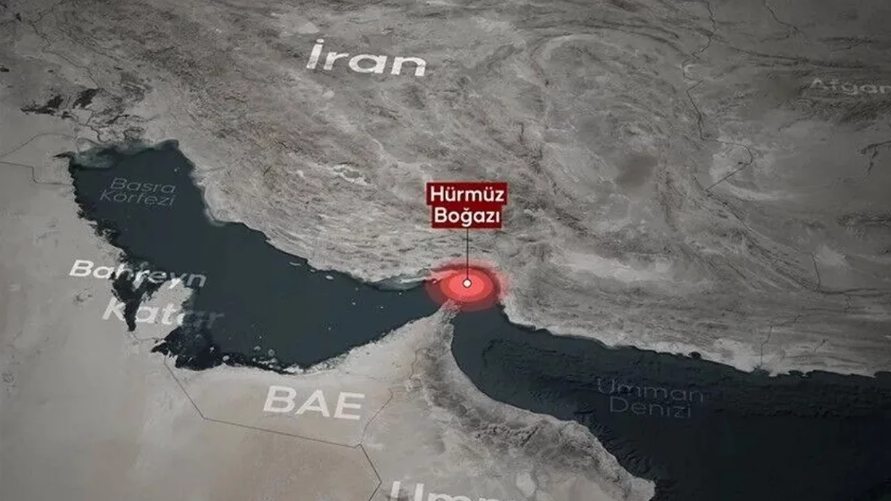 İran'dan H&uuml;rm&uuml;z Boğazı a&ccedil;ıklaması! "Boğazın a&ccedil;ılması diğer şartlara bağlı"