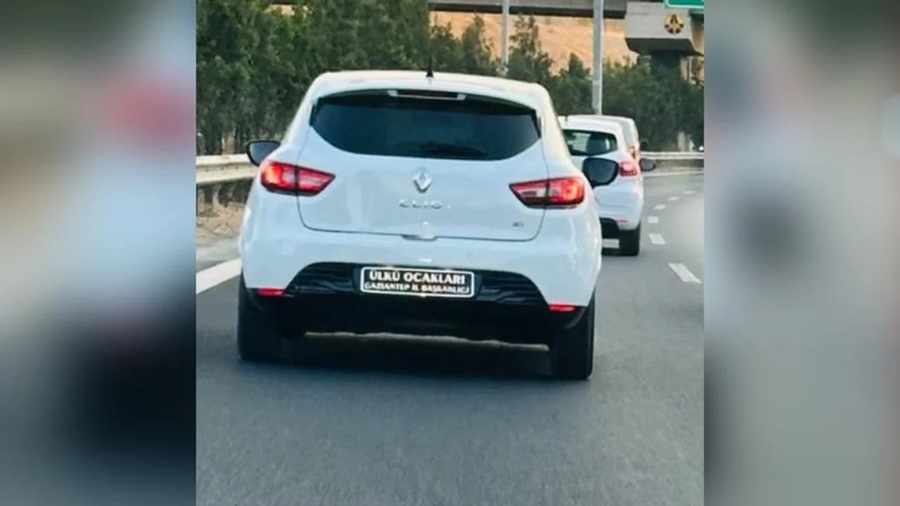 &Ccedil;ok konuşulan o plakaya ceza yağdı! Trafikten men edildi