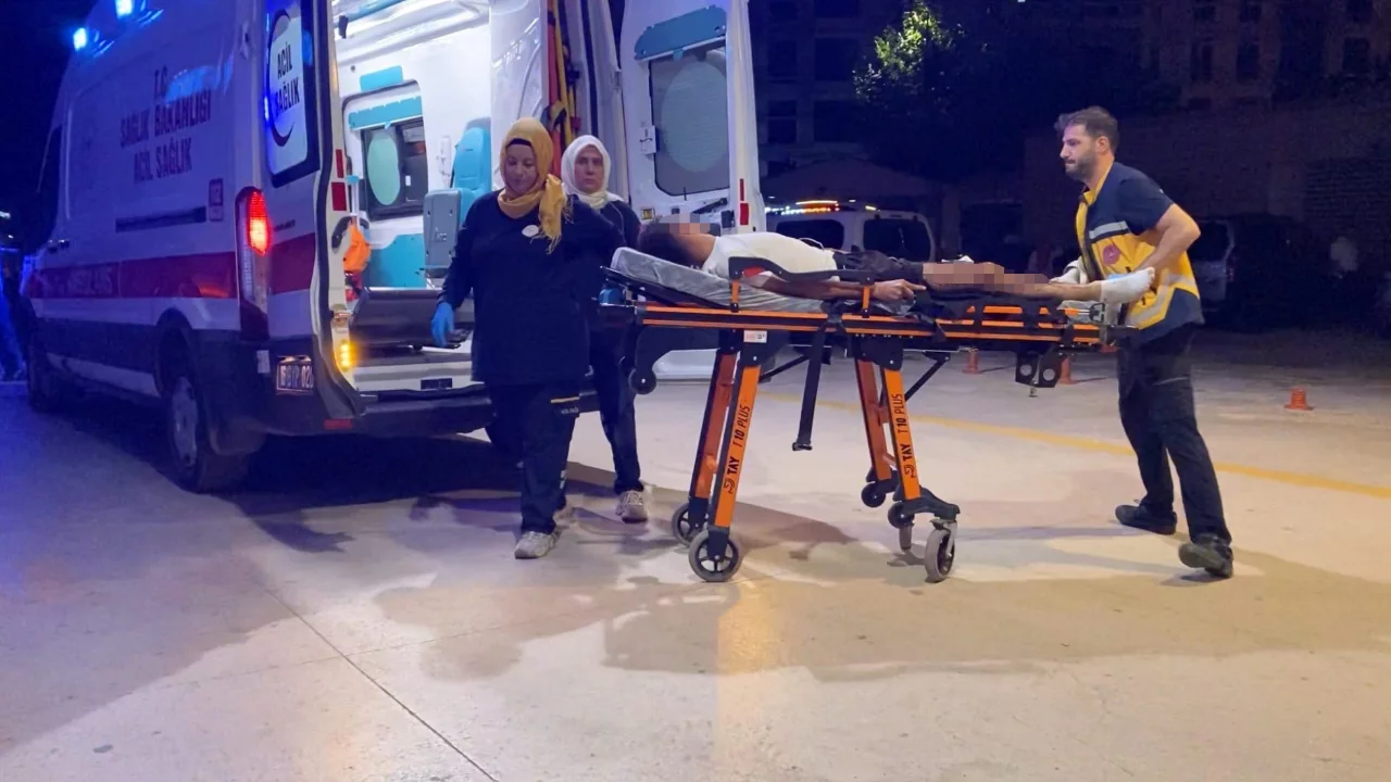 Bursa'da mesajlaşmayla başlayan husumet kanlı bitti! Pompalı t&uuml;fekle arkadaşını vurdu...