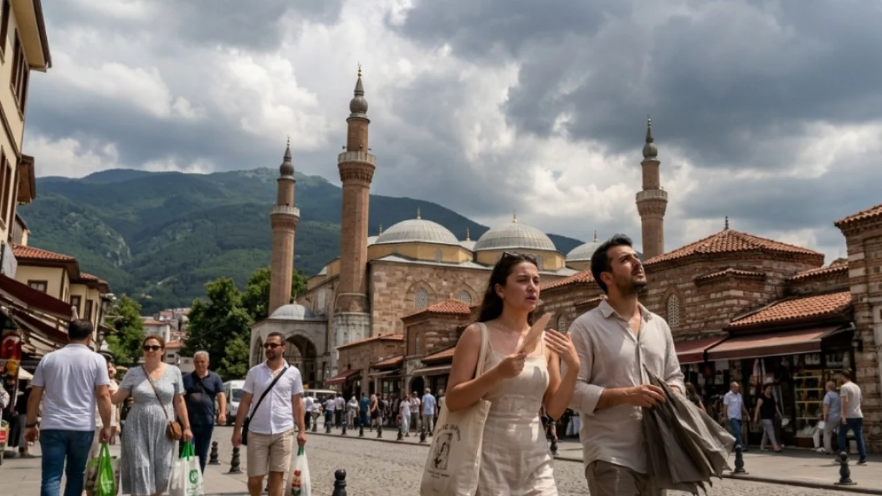 Bursalılar bug&uuml;n hem terleyecek hem ıslanacak!