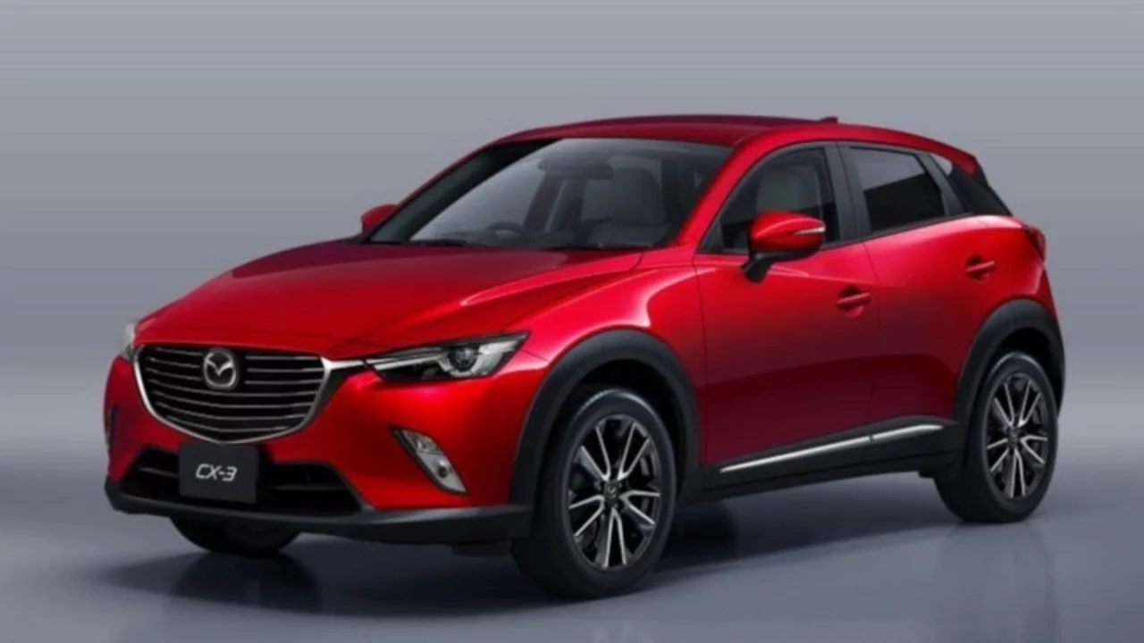 Mazda'nın en k&uuml;&ccedil;&uuml;k SUV modeli geri d&ouml;n&uuml;yor: Yeni Mazda CX-3 doğrulandı