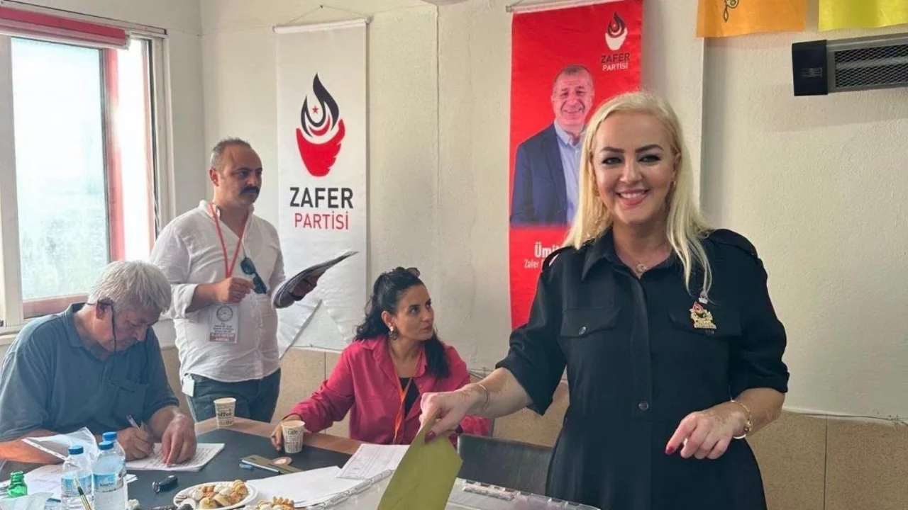 Zafer Partisi Gemlik'te Toprak&ccedil;ı ile devam