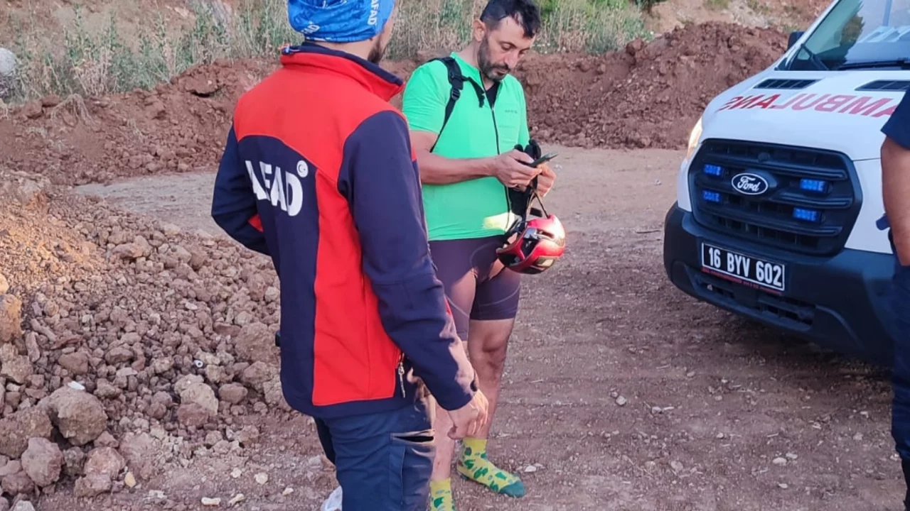 Bursa'da ormanlık alanda yardım &ccedil;ağrısı: Ekipler kısa s&uuml;rede ulaştı
